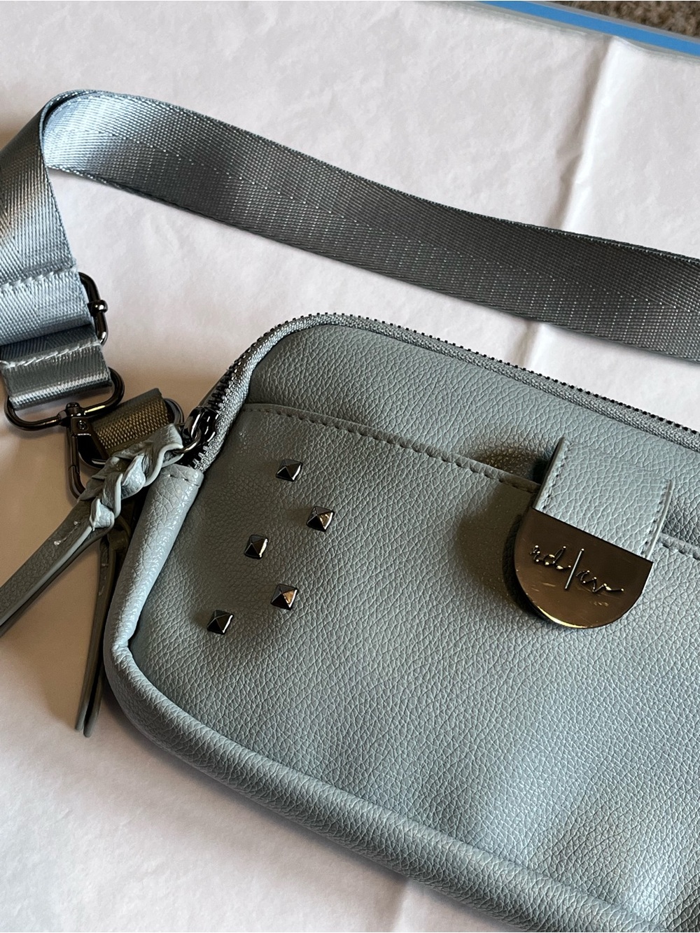 RAD REV SLING Crossbody Sky Blue Adjustable Strap Tons of Pockets Hands Free EUC